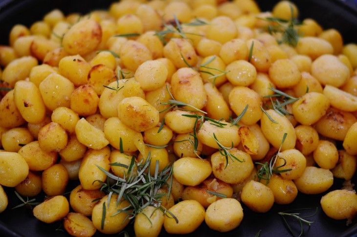 Картошка будет в разы вкуснее с этим продуктом: добавьте при варке