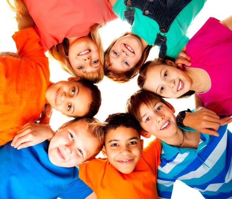 Права детей в России: что нужно знать родителям и детям в 2025 году