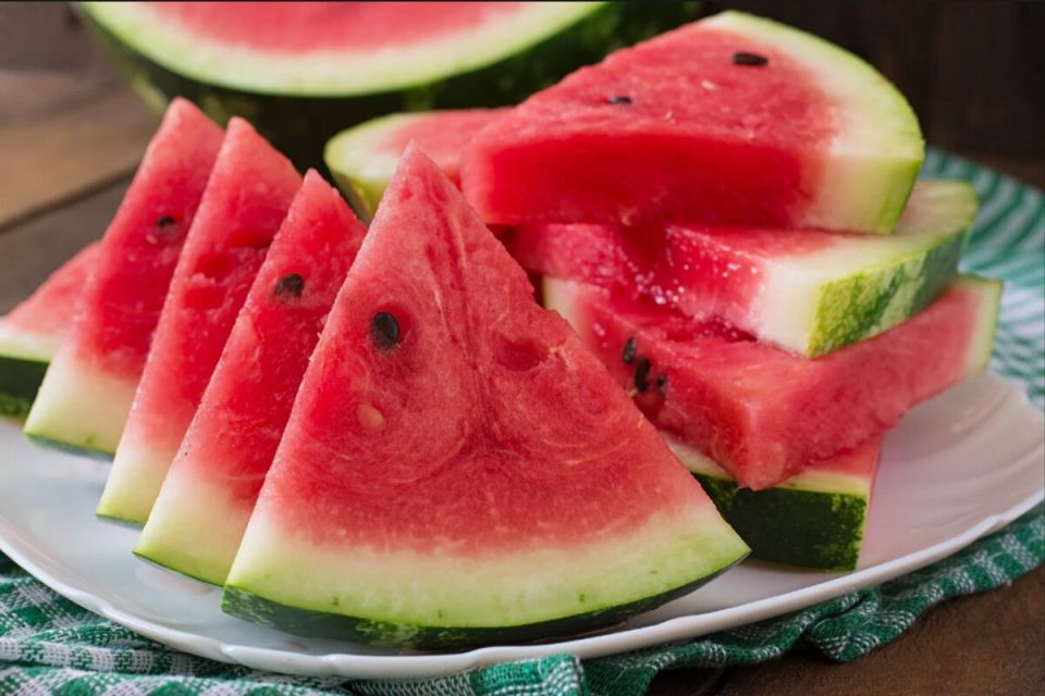 Как избежать отравления арбузом: советы от экспертов