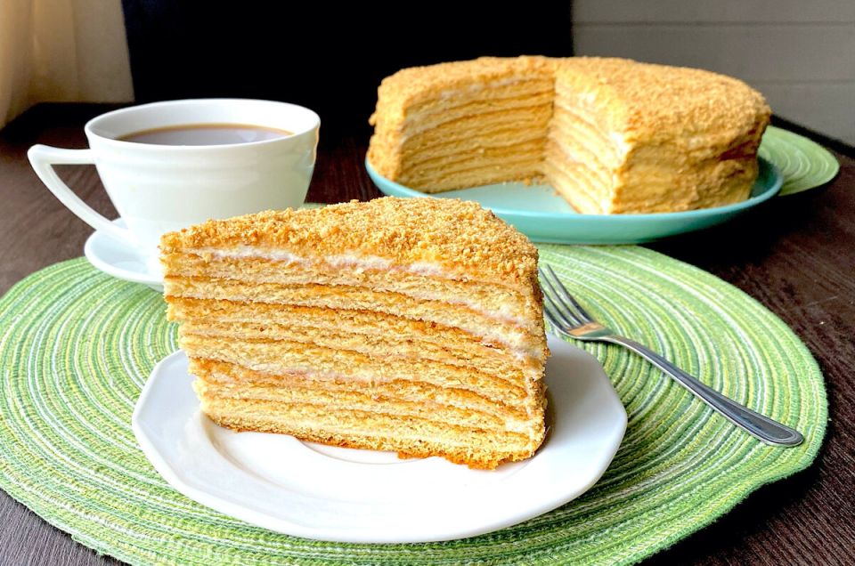 Как испечь идеальный Медовик: Рецепт с креативным кремом