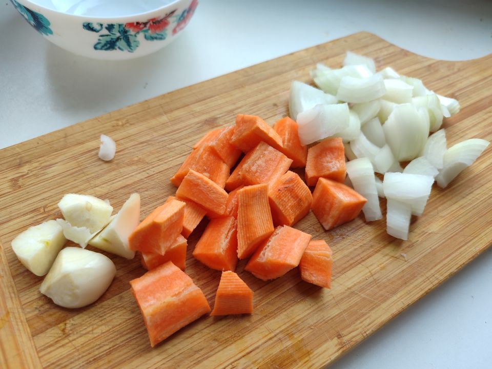 Неожиданные блюда из свинины: фрикадельки и тефтели для любого повода