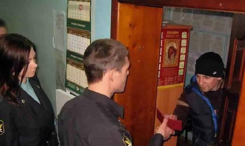 Засекреченный долг Витаса: исполнителя не смогли найти судебные приставы