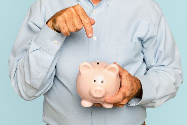 Как пенсионеры могут найти дополнительные источники дохода и реализовать себя