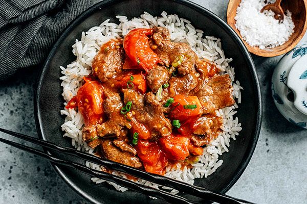 Говядина с томатами: непревзойденное блюдо для дома