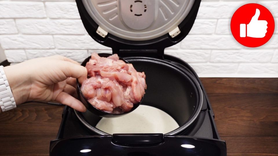 Неожиданное кулинарное открытие: курица в сырном соусе для мультиварки