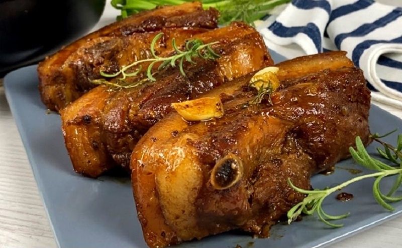 Как сделать грудинку нежной и вкусной: секреты ресторанного уровня