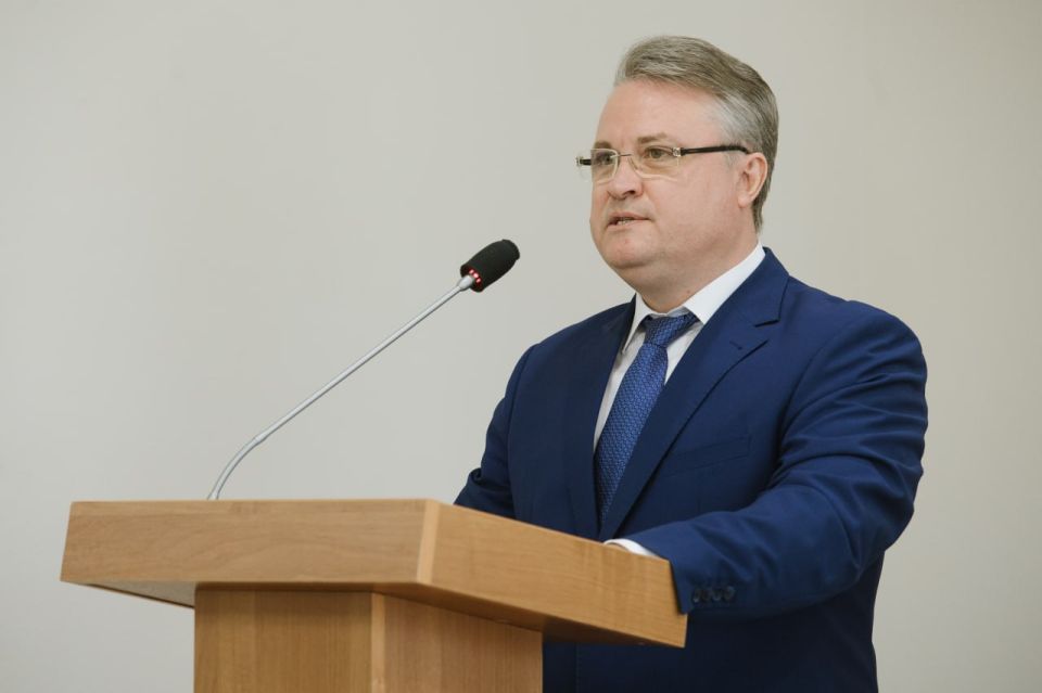 Губернатор Александр Гусев поздравил с юбилеем гендиректора «РВК-Воронеж» Вадима Кстенина