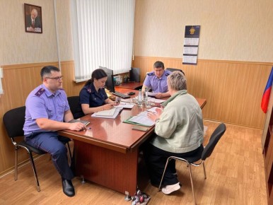 Руководитель следственного управления провел выездной прием граждан в городе Лиски