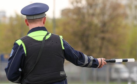 #актуальноесегодня. Госдума увеличила штраф за отказ остановить машину по требованию полиции Госдума приняла в третьем и финальном чтении законопроект об увеличении до 10 тыс