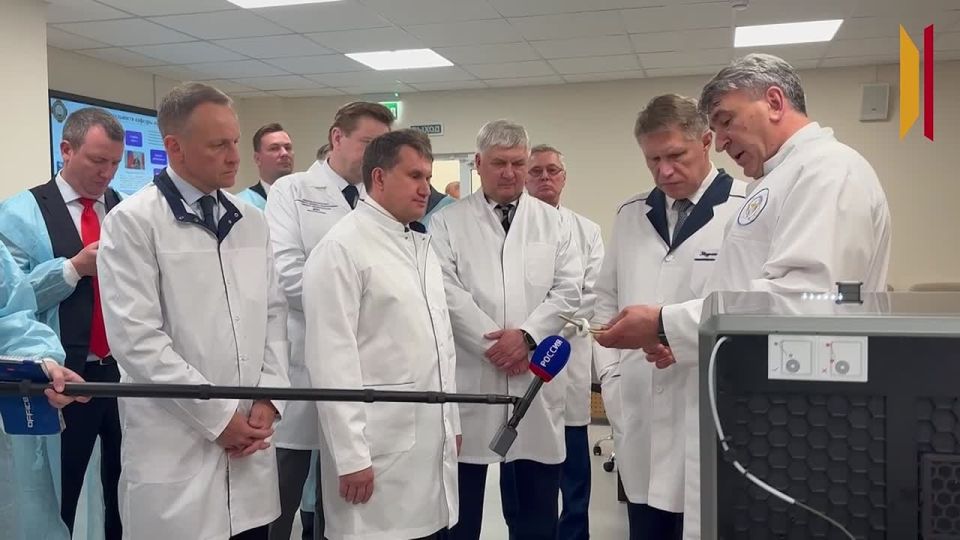Министр здравоохранения РФ побывал в новом радиотерапевтическом корпусе Воронежского онкодиспансера