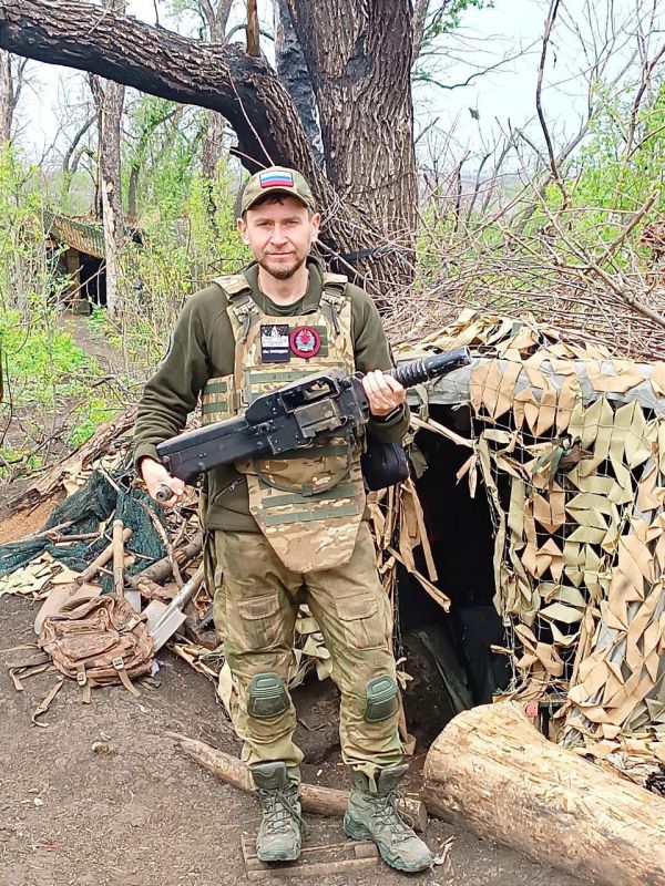 Поздравляем с днём рождения нашего соратника и брата Ярослава Тарасова (позывной &quot;Яркий&quot;)
