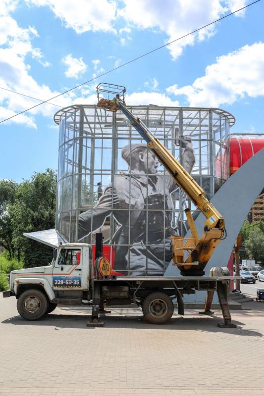 Надземный переход около Центрального автовокзала вновь ремонтируют
