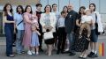 Многодетная семья Петровых посетила океанариум в качестве подарка от губернатора
