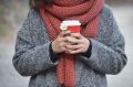 Как удалить катышки с одежды: 5 простых способов