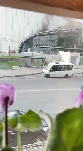 В центре Воронежа загорелась кровля реконструируемого цирка
