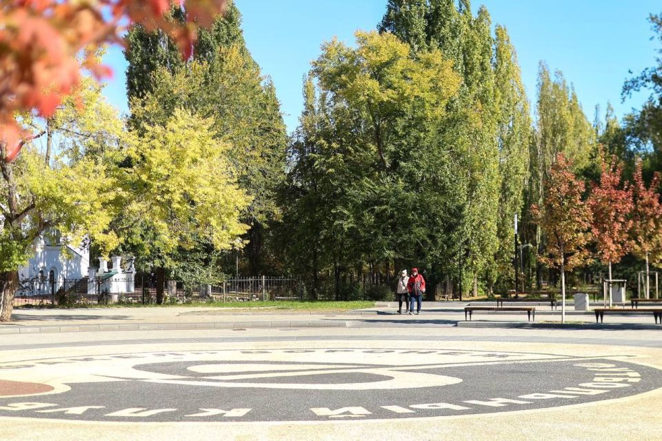 Сергей Петрин: Друзья! По традиции в выходные публикую фотографии из разных уголков города и просматриваю с коллегами ваши публикации с тегом #люблюВоронеж