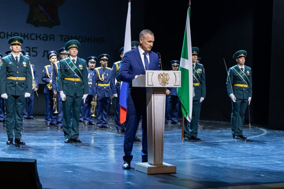 Воронежская таможня отметила 35-летие