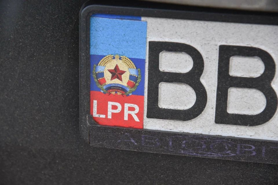 Владельцам автомобилей из новых регионов напомнили о регистрации