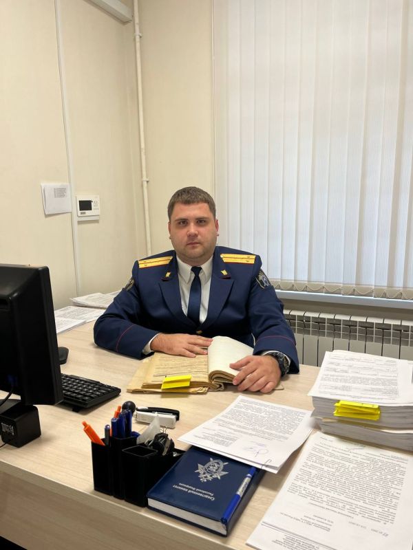 Никита Ломакин в рамках фотопроекта «Профессия следователя-криминалиста»