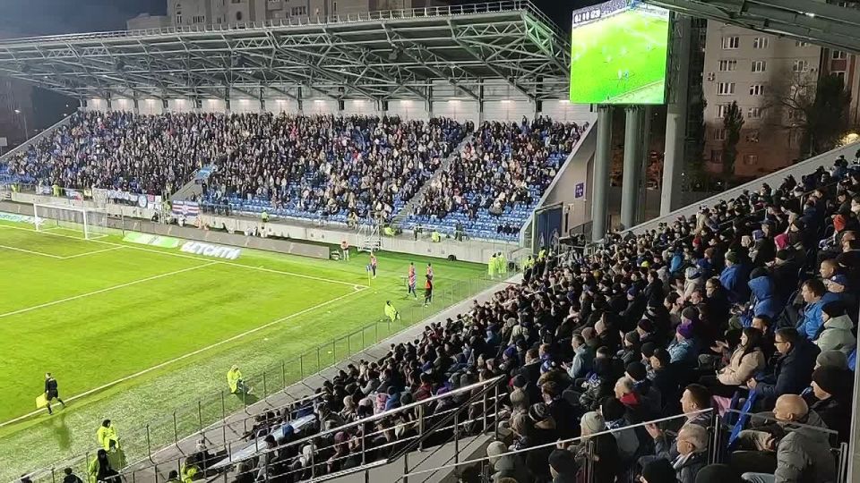 Александр Гусев: Сверхуверенная, красивая победа «Факела» над одним из лидеров ФНЛ — волгоградским «Ротором»