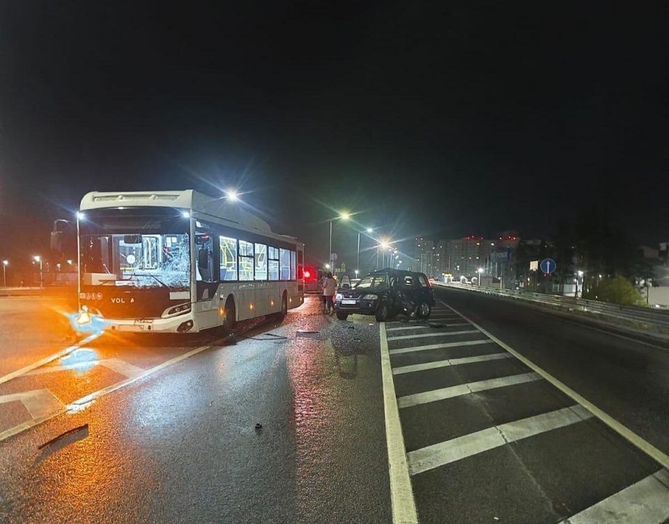 В Воронеже сотрудники Госавтоинспекции устанавливают обстоятельства смертельного ДТП