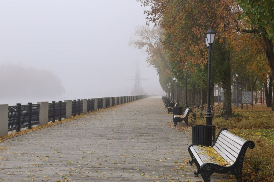 Загадочная Петровская набережная сегодня