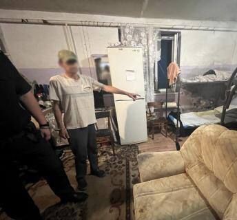 Уроженец Приморского края предстал перед судом за причинение телесных повреждений, повлекших смерть знакомого