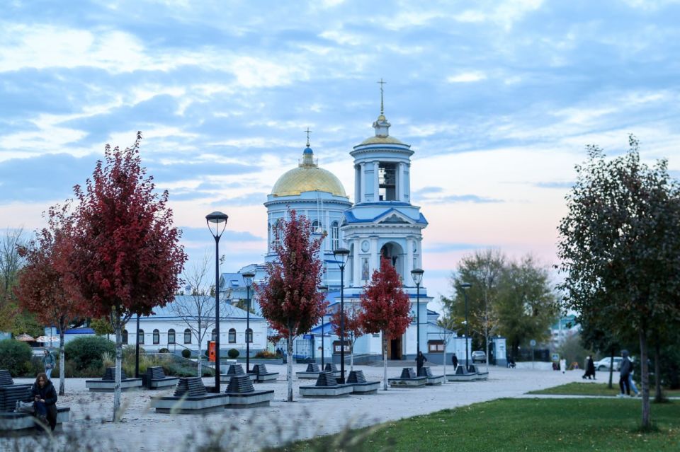 Осеннее преображение Советского сквера