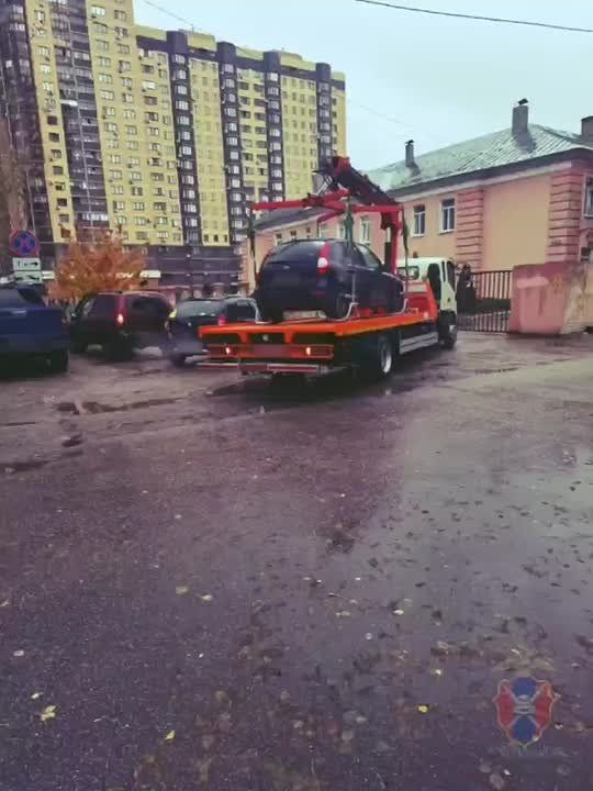 За несоблюдение требований дорожного знака «остановка запрещена» у дома 70 на Проспекте Труда эвакуирован автомобиль