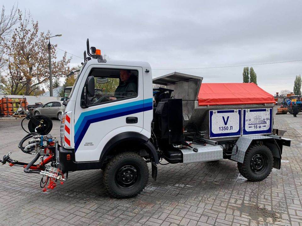 Сергей Петрин: Новая техника продолжает поступать в районные комбинаты благоустройства