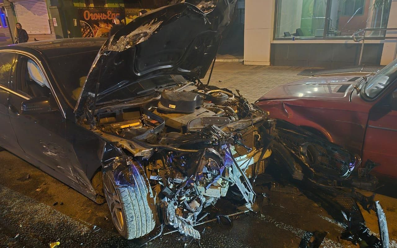 Три человека пострадали в жутком массовом ДТП в Воронеже