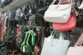 Отпугивают потенциальных кавалеров и грозят бедностью: эти три вещи нельзя носить в дамской сумочке