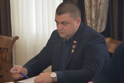 Сегодня встретился с заместителем председателя городского Совета ветеранов Воронежа Иваном Образцовым, председателем общественной организации городского округа город Воронеж Всероссийской общественной организации ветеранов...