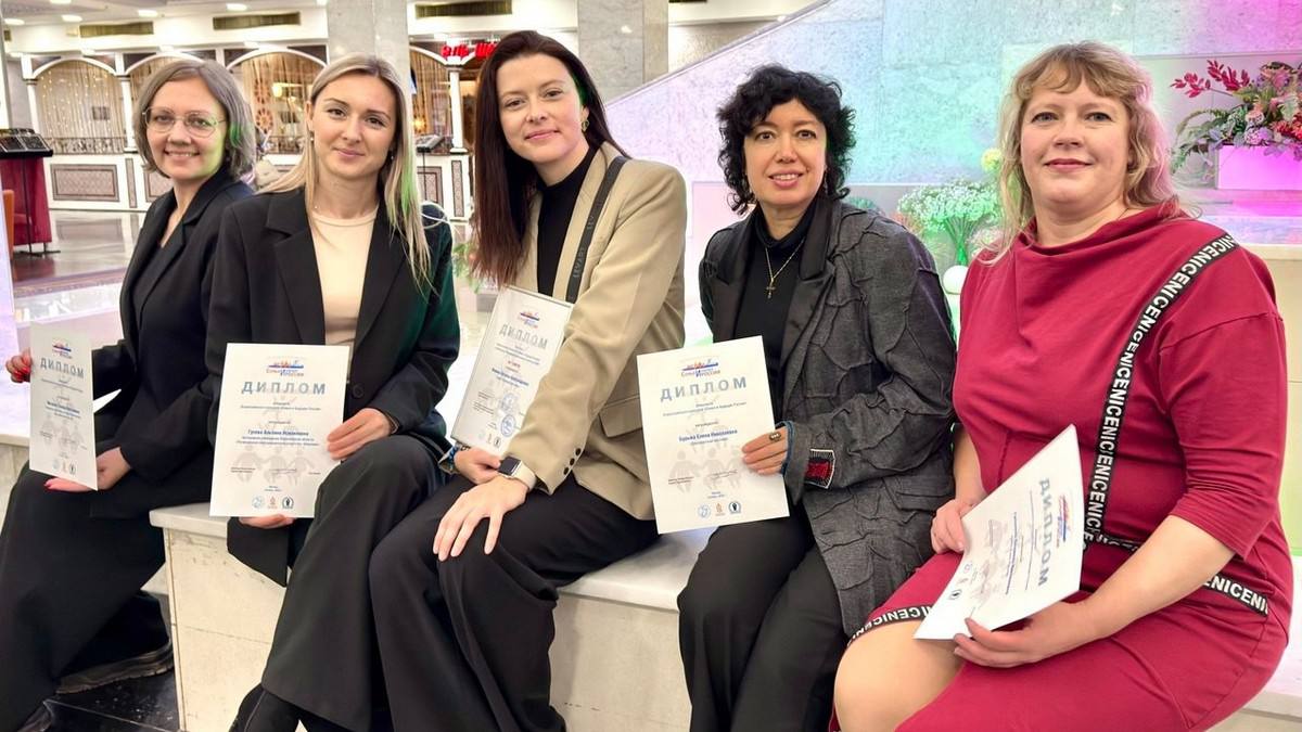 Обозреватель РИА «Воронеж» заняла 1-е место во Всероссийском конкурсе журналистских работ «Семья и будущее России» Обозреватель РИА «Воронеж» заняла 1-е место во Всероссийском конкурсе журналистских работ «Семья и будущее России»
