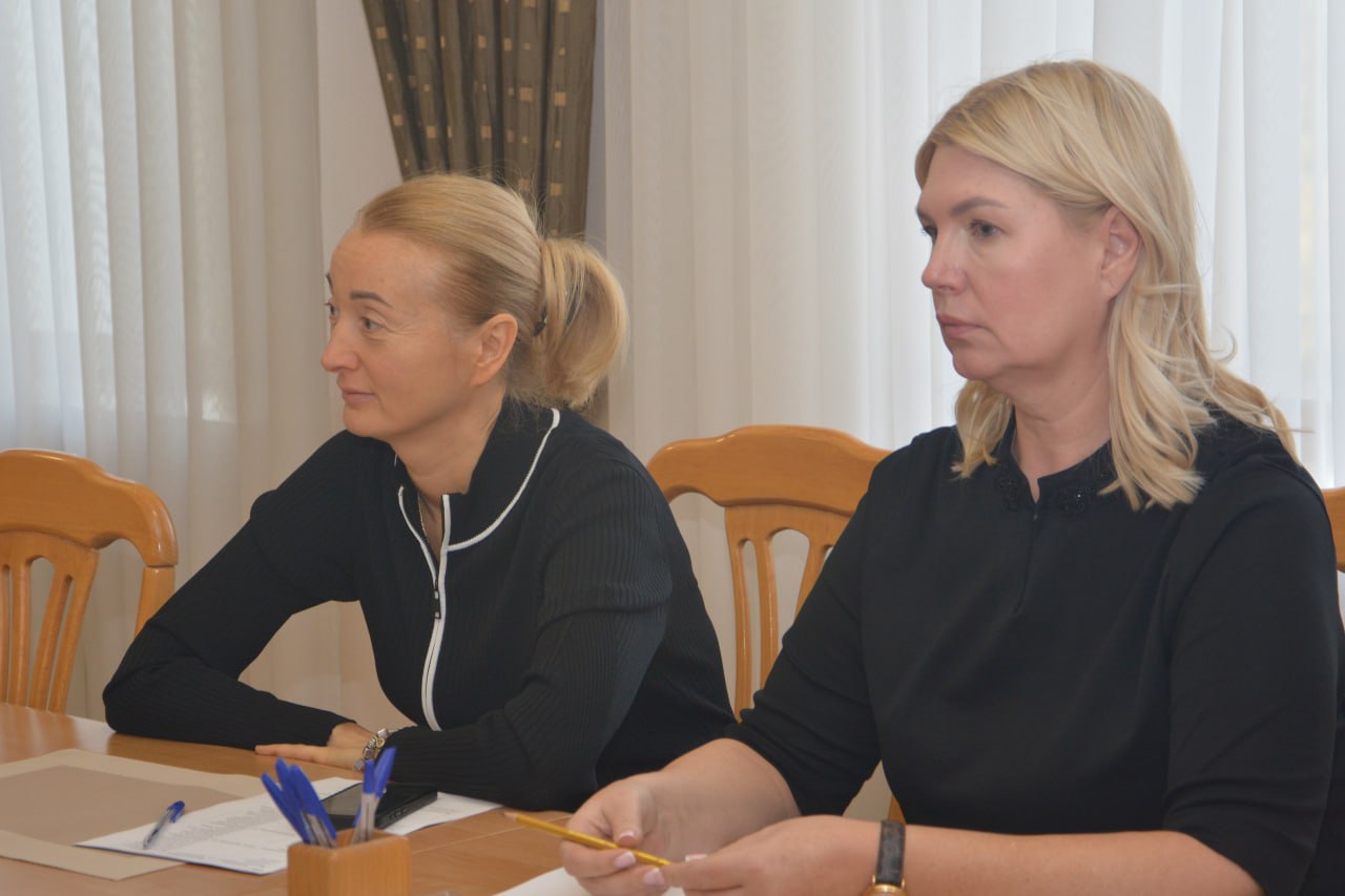 В городском парламенте состоялось рабочее совещание с участием членов постоянных комиссий по здравоохранению и по образованию, культуре и социальной поддержке населения В городском парламенте состоялось рабочее совещание с участием членов постоянных комиссий по здравоохранению и по образованию, культуре и социальной поддержке населения