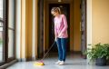 Как не переплачивать за неубранный подъезд: советы жильцам