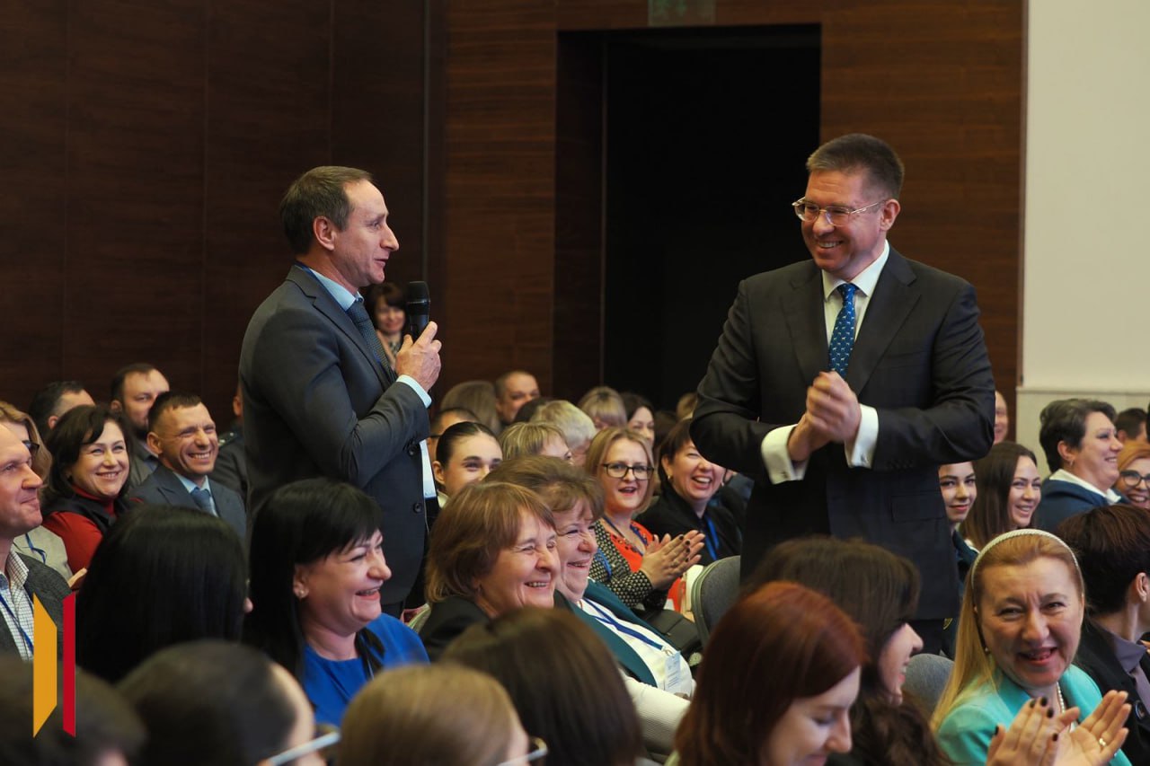 В Воронеже прошла стратегическая сессия АСИ по повышению качества жизни жителей региона В Воронеже прошла стратегическая сессия АСИ по повышению качества жизни жителей региона