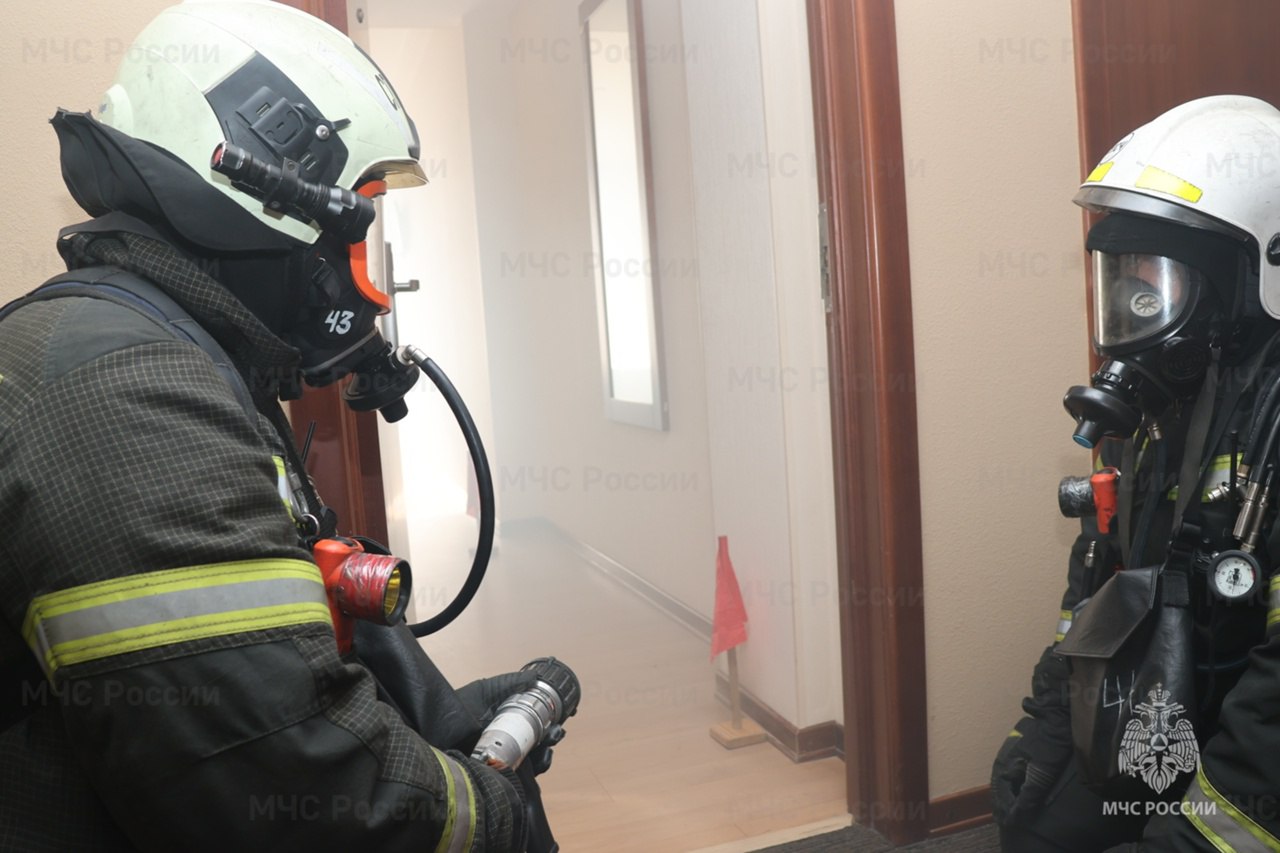 Загорелась гостиница на Владимира Невского: как прошли пожарные учения Загорелась гостиница на Владимира Невского: как прошли пожарные учения