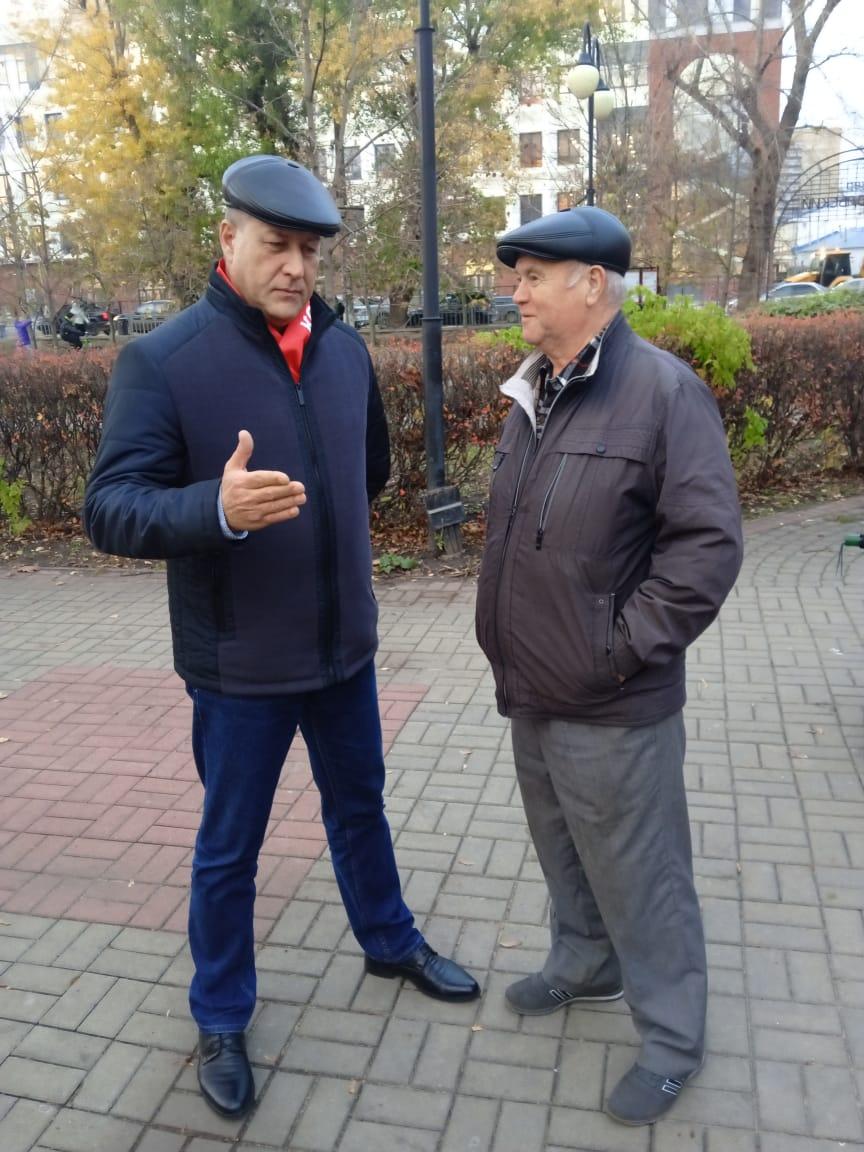 Денис Коломенцев провел встречу с избирателями