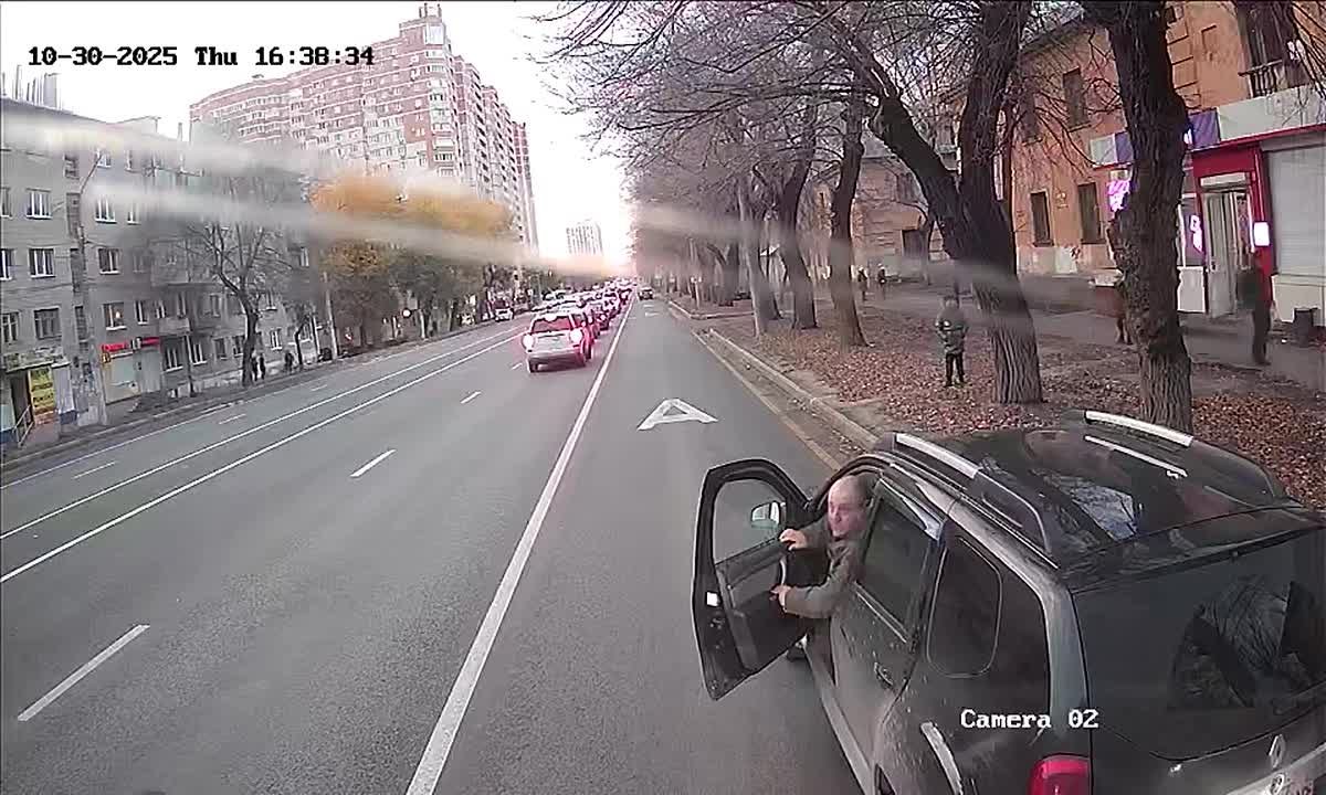 Много жалоб, что ул. 9 Января стоит в пробках