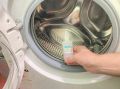 Удаляем затхлый запах из стиральной машины с помощью простого средства