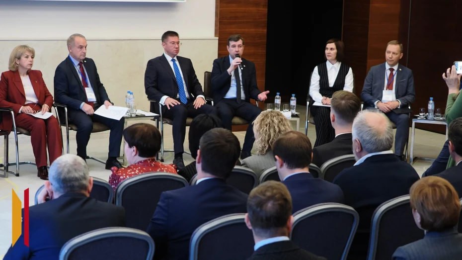 В Воронеже прошла стратегическая сессия АСИ по повышению качества жизни жителей региона