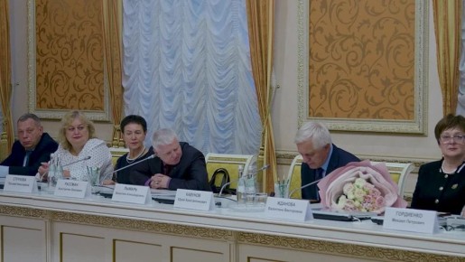 Александр Гусев: Вручили государственные и областные награды нашим землякам — тем, на ком держится Воронежская область: отличившимся представителям промышленности, образования, здравоохранения, культуры, органов власти и...