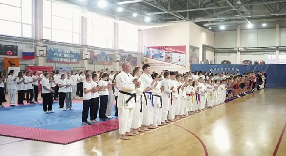 Вчера в спортивном комплексе имени Прокофия Рябова с размахом прошла «Улетная зарядка»