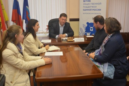 Благоустройство двора и помощь многодетной семье