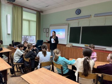 В Ленинском районе школьники осваивают музейное дело