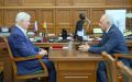 Губернатор Воронежской области Александр Гусев во время рабочей встречи с главой Аннинского района Василием Авдеевым обсудил промежуточные итоги социально-экономического развития муниципалитета в текущем году