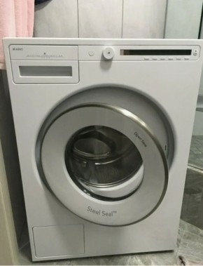 Почему не открывается дверца стиральной машины?