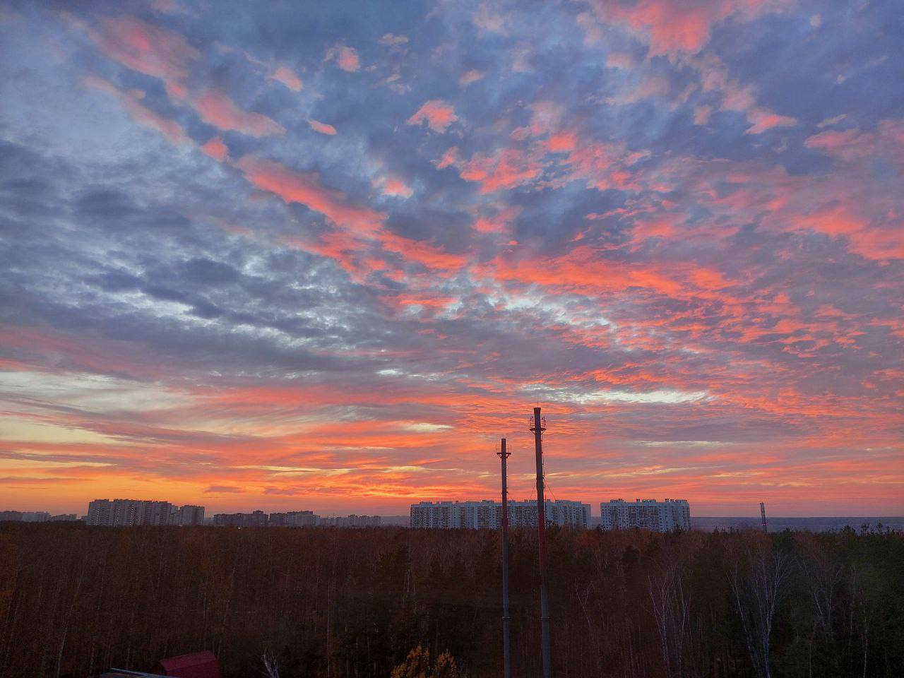 Невероятный огненный закат сегодня в Воронежской области Невероятный огненный закат сегодня в Воронежской области