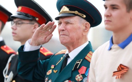 Мэр Сергей Петрин поздравил Почетного гражданина Воронежа Николая Борисова со 101-м днем рождения